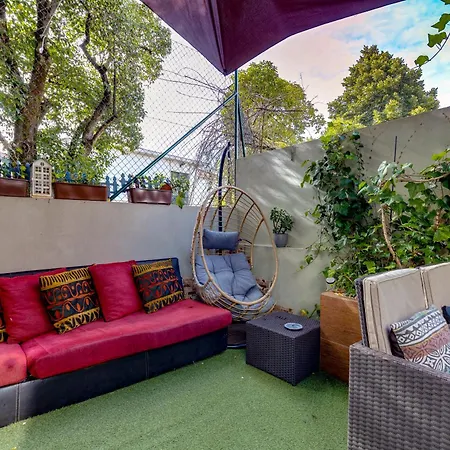 Garden In Town Hostel