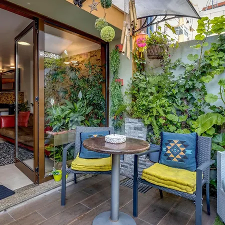 Garden In Town Hostel Porto