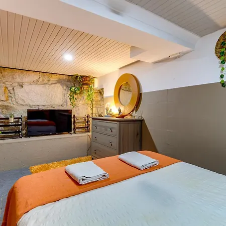 Vandrerhjem Garden In Town *