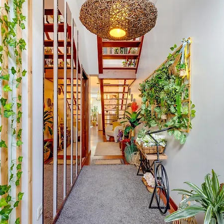 Garden In Town * بورتو