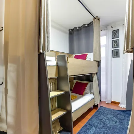 Garden In Town 호스텔 *