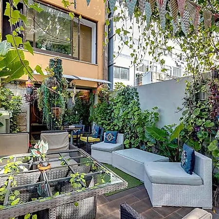 Garden In Town *