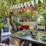 Garden In Town Albergue Porto
