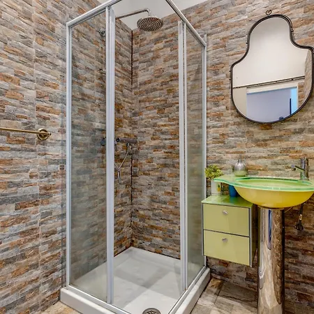 Garden In Town Hostal