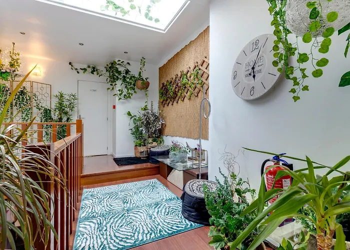 Garden In Town Albergue *