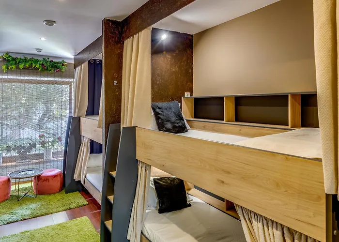 Vandrarhem Garden In Town