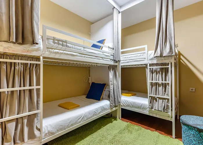 Vandrarhem Garden In Town *